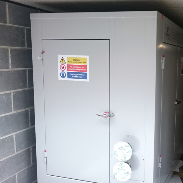 Solid block platform filling 1100mm drop to basement level at Canary Wharf